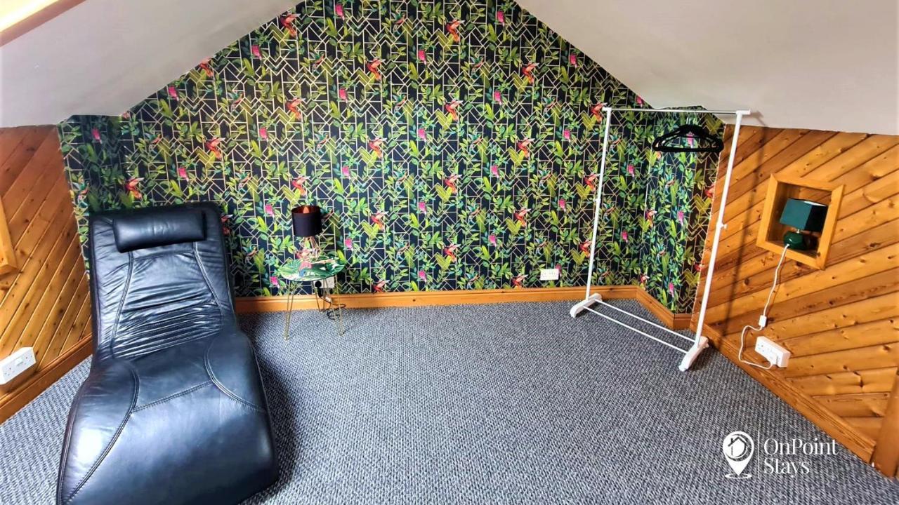 Lovely Spacious 5 Bedroom Home Near Chester City Centre Eksteriør billede